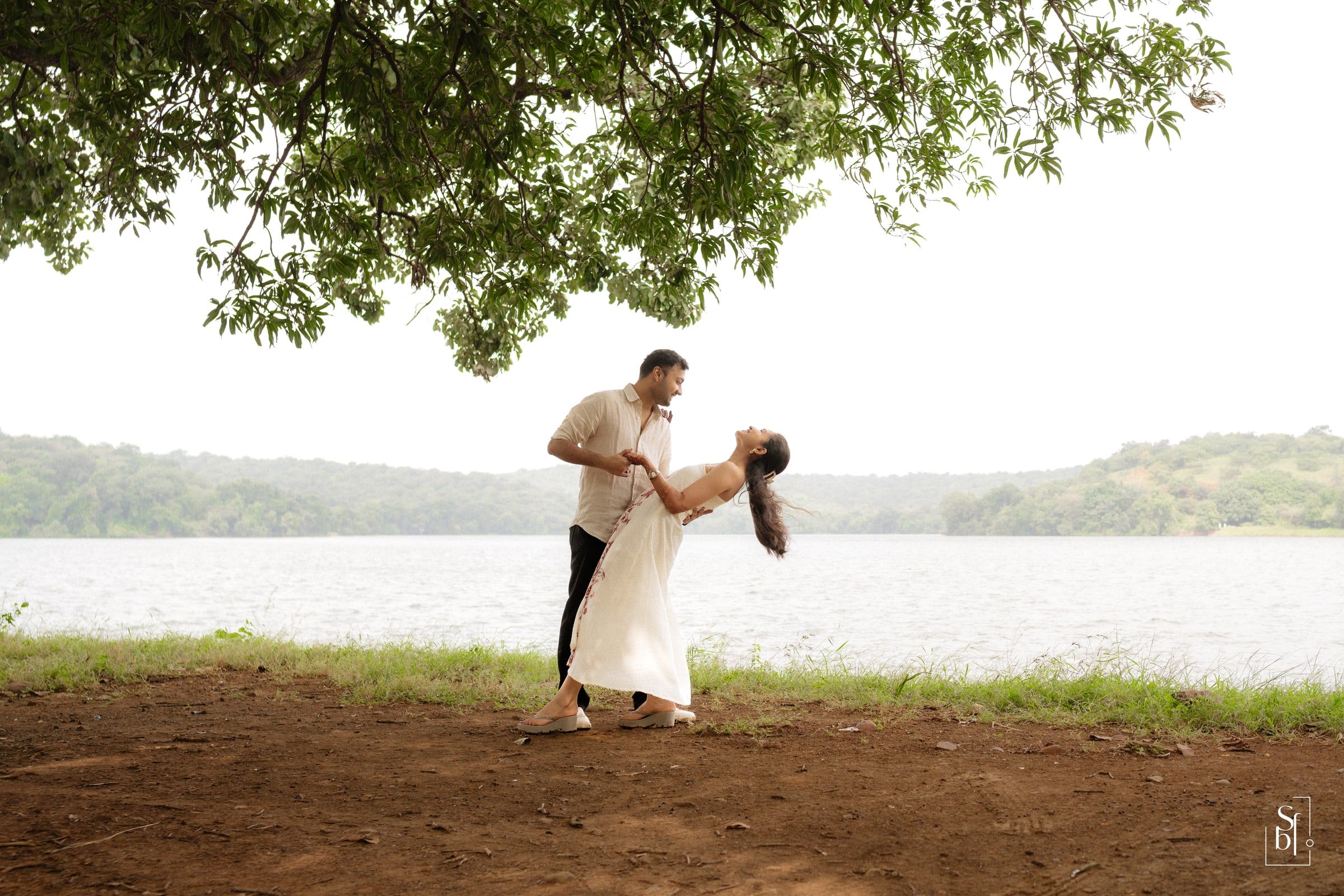 Couple during a pre-wedding portrait session outdoors